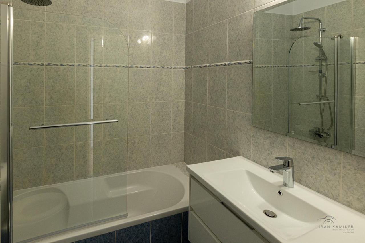 Royal Seacrest Crown-Jewel, 2B, Pools, Sea, Center Apartment Paphos Exterior photo